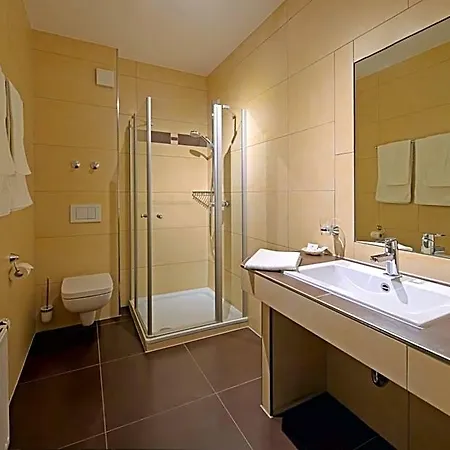 Hotel Hopp Garni Hessheim